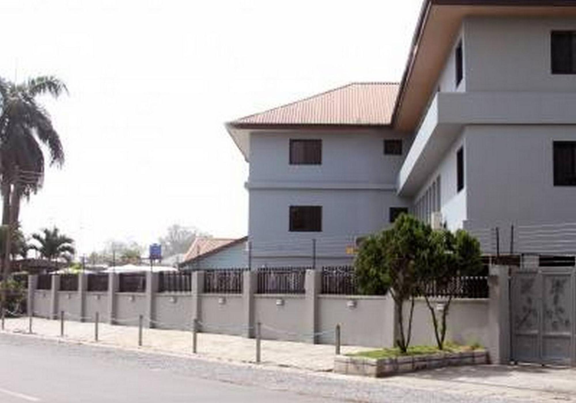 Room In Lodge - Polo Court Hospitality Ltd Port Harcourt Exterior photo